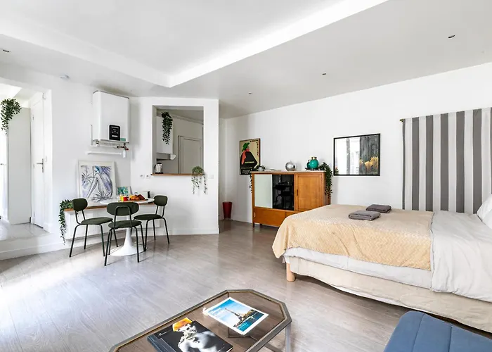 3° Center - Le Marais * Paris